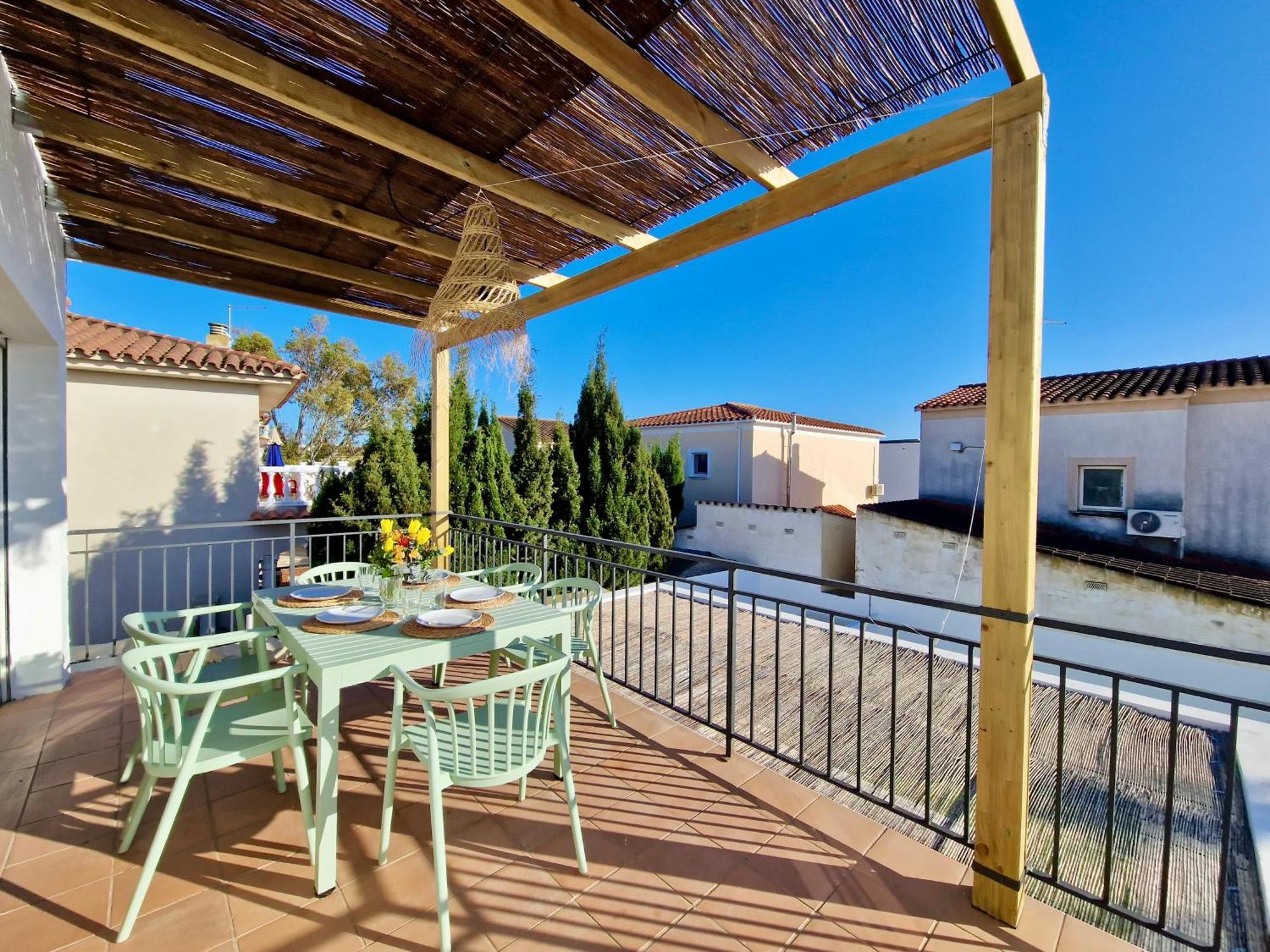 Gorgot P1 I Apartamento Con Terraza Y Piscina Comunitaria Cerca De La Playa Ampuriabrava Exterior foto